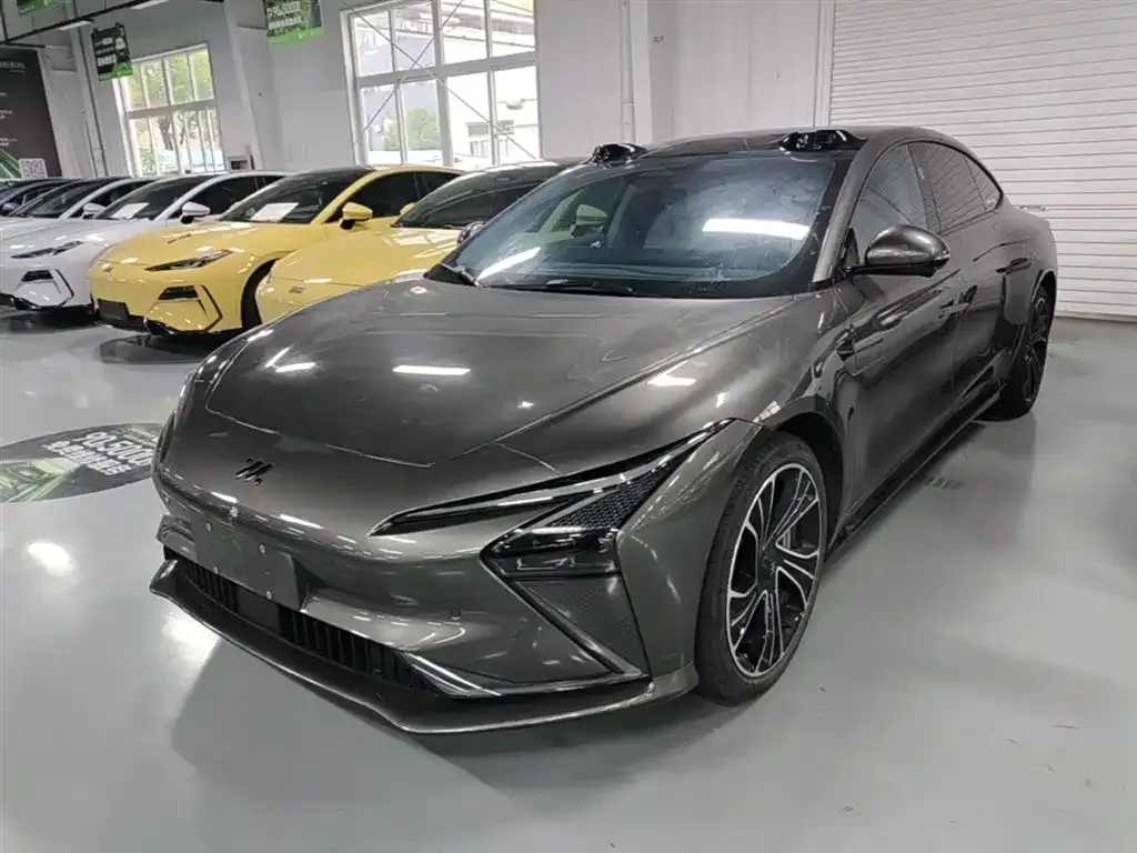 IM L7 — фото 1