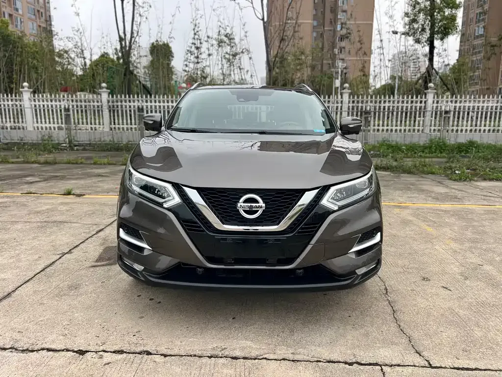 Nissan Qashqai — фото 5