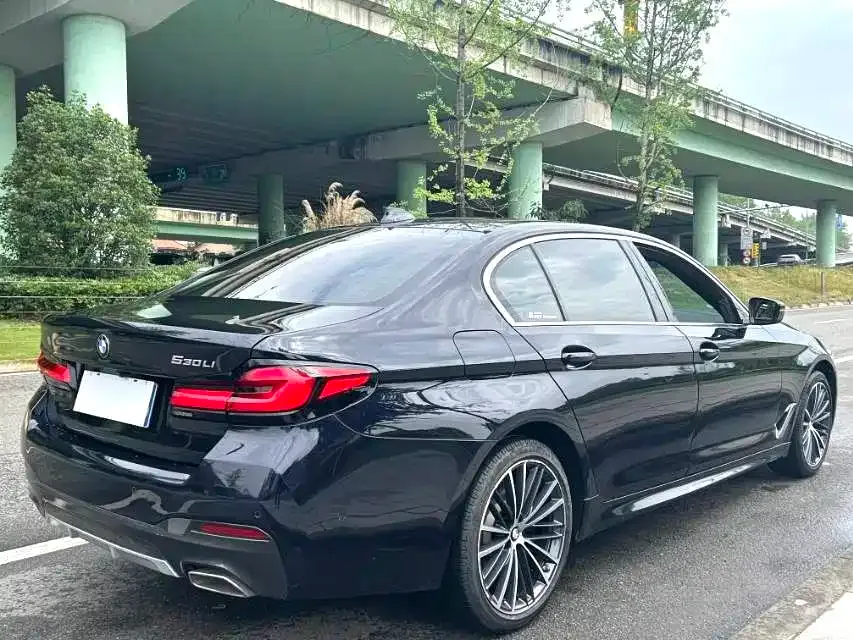 BMW 5 Series — фото 3