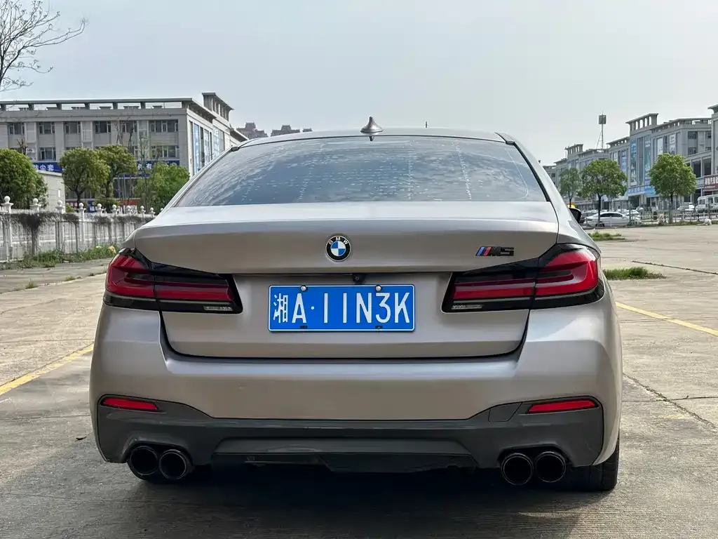 BMW 5 Series (Import) — фото 8