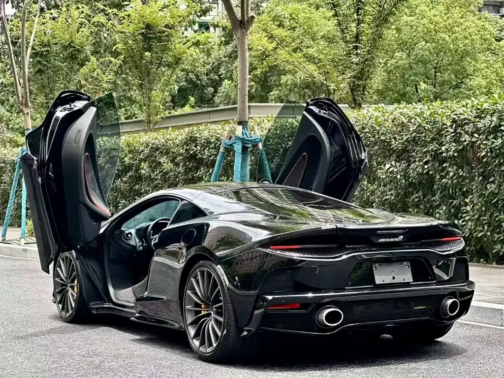 McLaren GT — фото 8