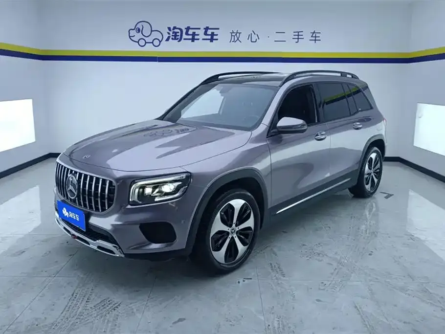 Mercedes-Benz GLB — фото 1