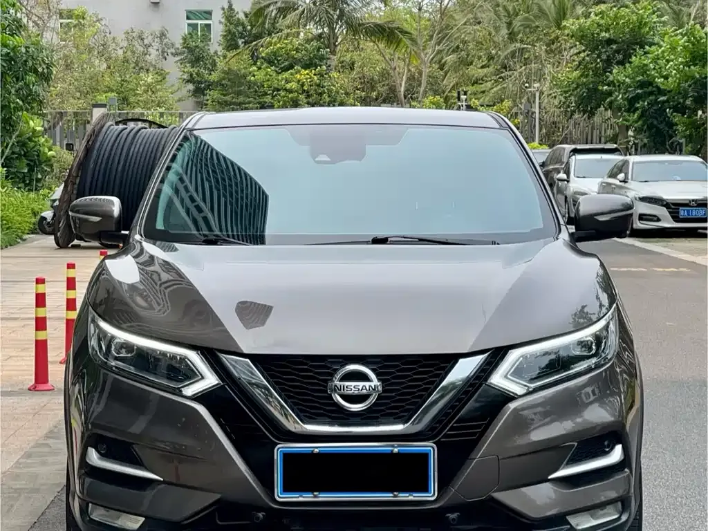 Nissan Qashqai — фото 4