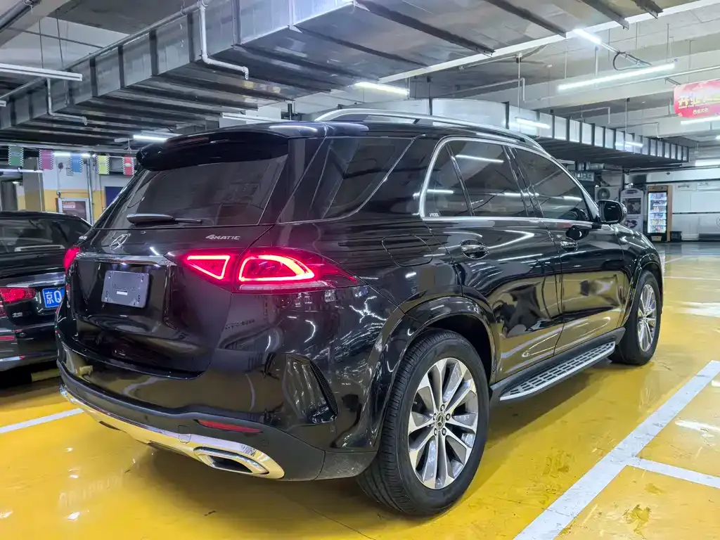 Mercedes-Benz GLE — фото 7