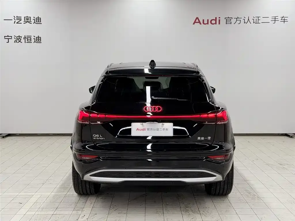 Audi Q6L e-tron — фото 9