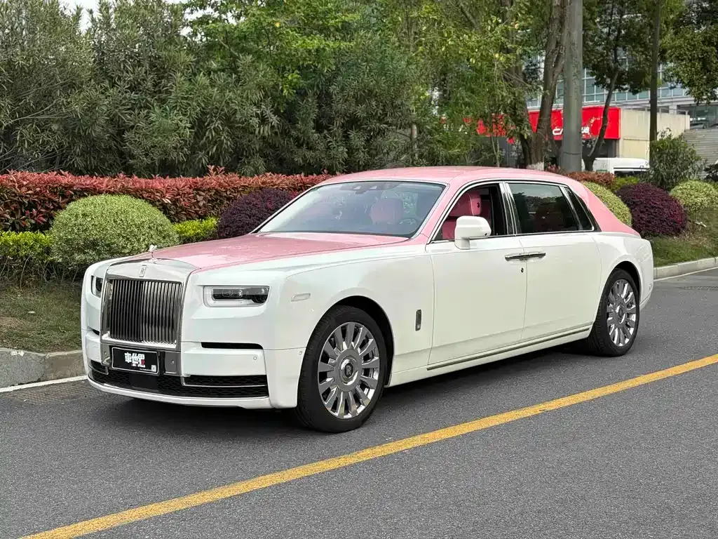 Rolls-Royce Phantom — фото 1