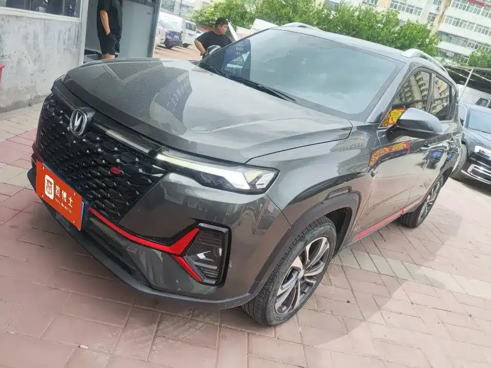 Changan CS35PLUS — фото 1