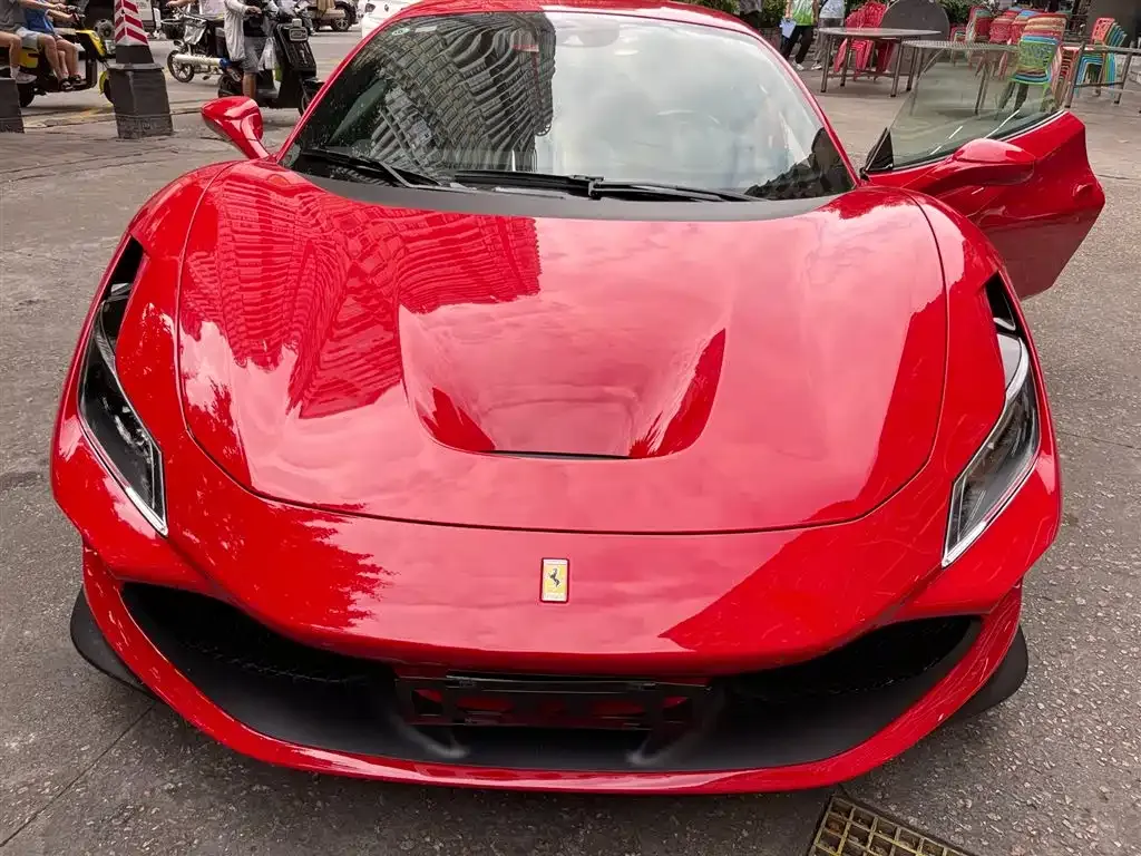 Ferrari F8 — фото 7
