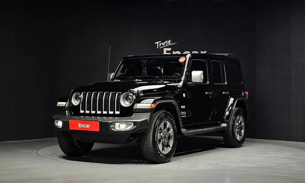 Jeep Wrangler — фото 1