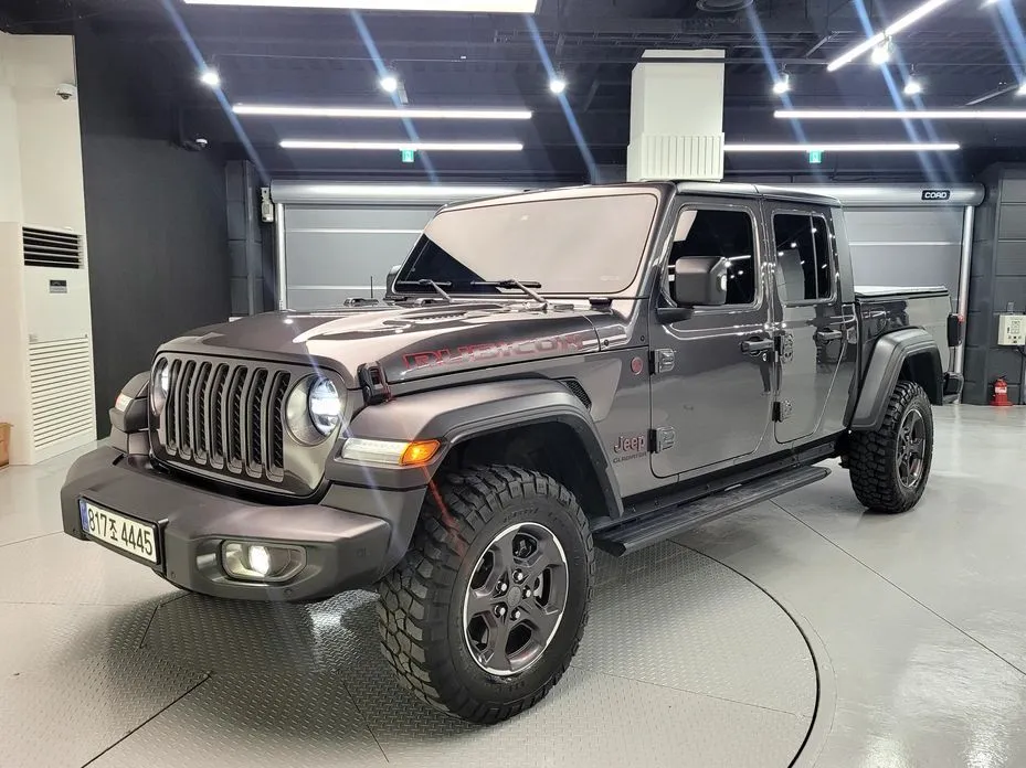 Jeep Gladiator — фото 10