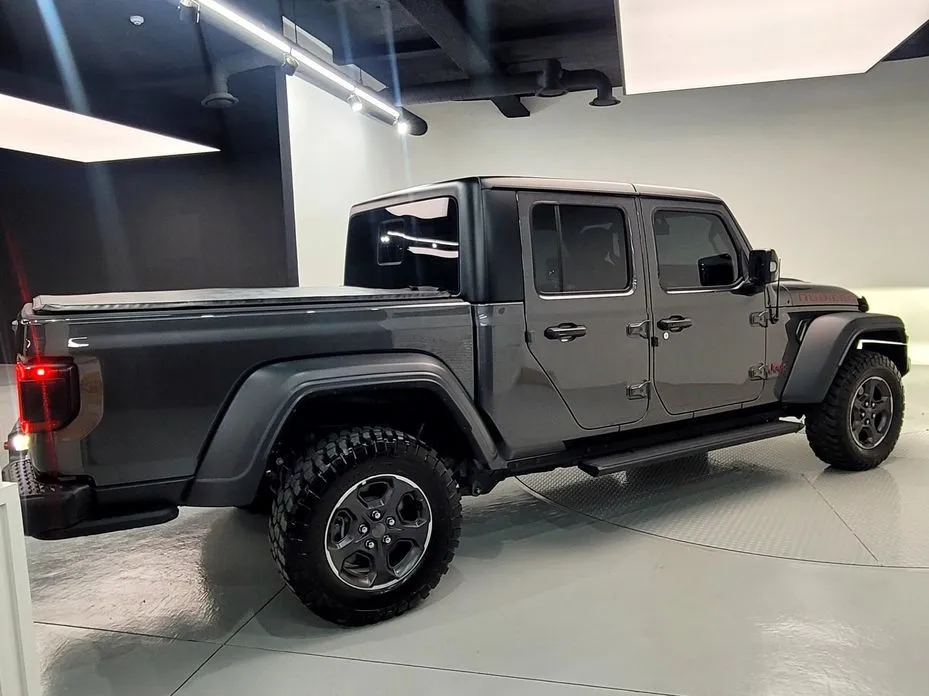 Jeep Gladiator — фото 3