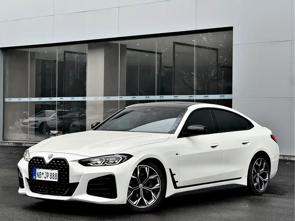 BMW 4 Series — фото 1