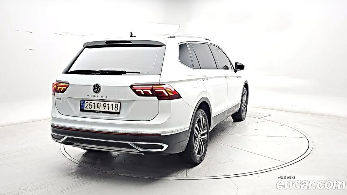 Volkswagen Tiguan — фото 3
