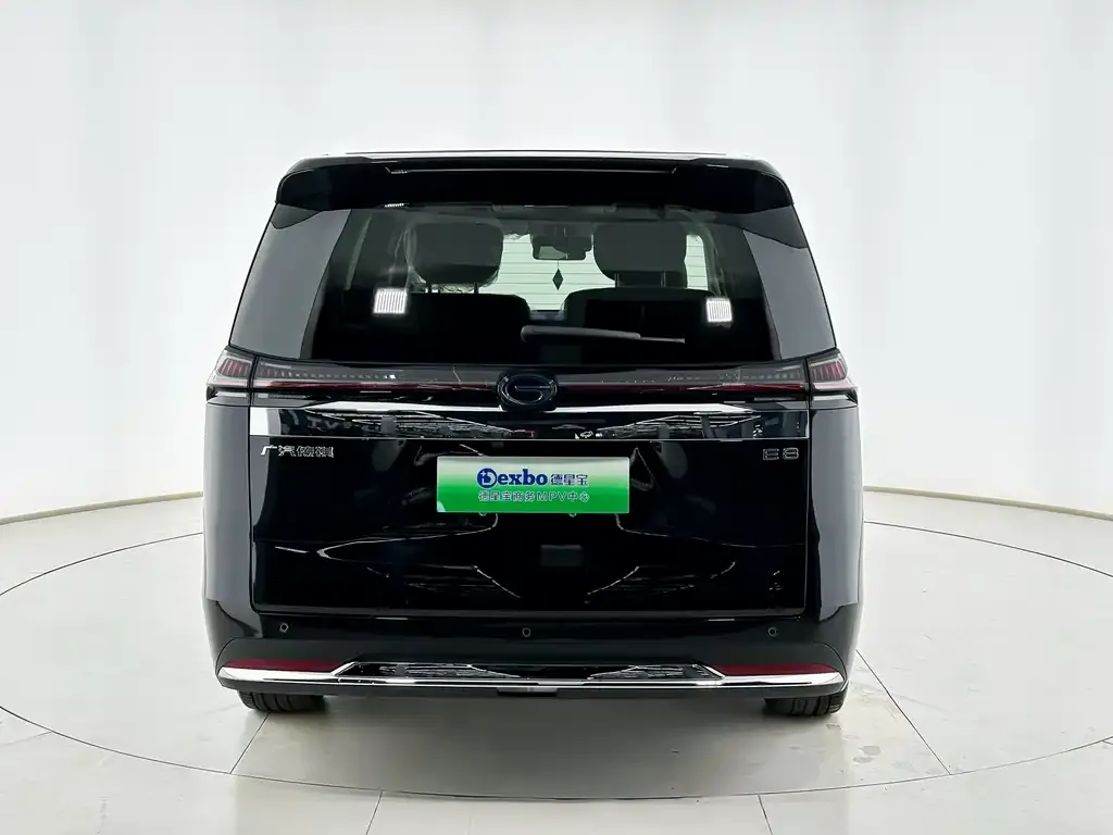 GAC Motor E8 Hybrid — фото 2