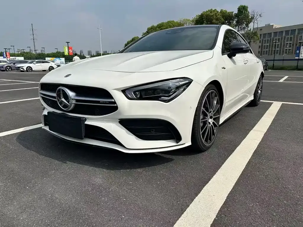 Mercedes-Benz CLA AMG — фото 1