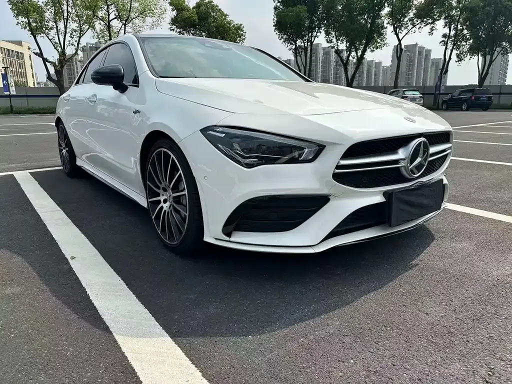 Mercedes-Benz CLA AMG — фото 5