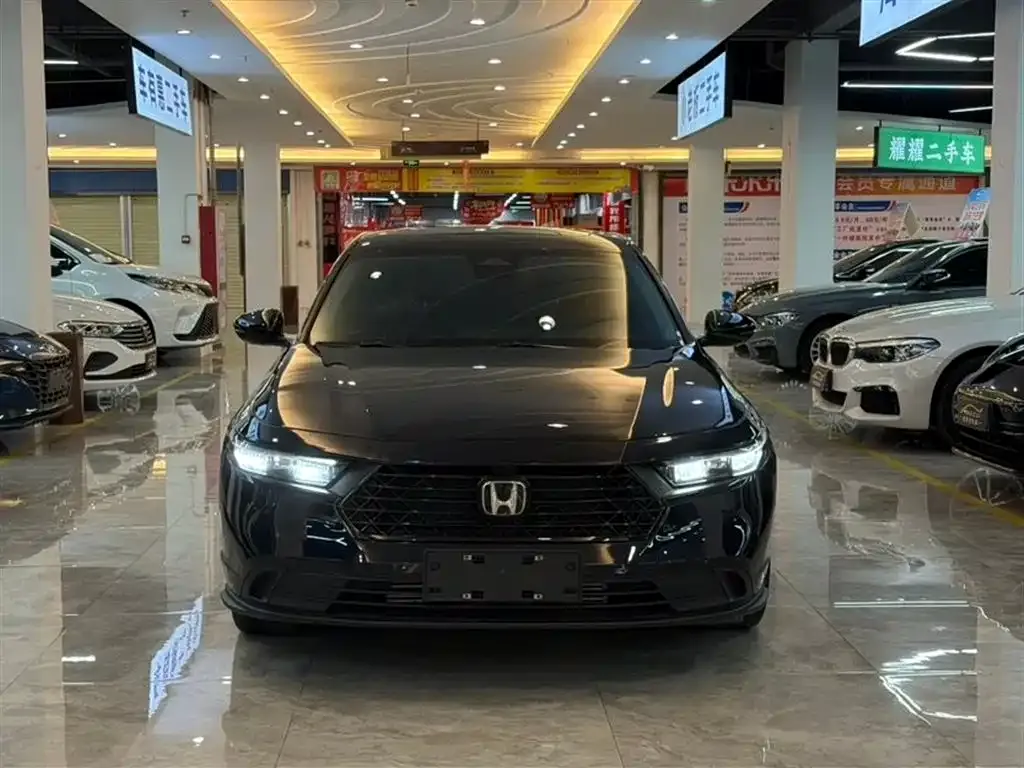 Honda Accord — фото 4