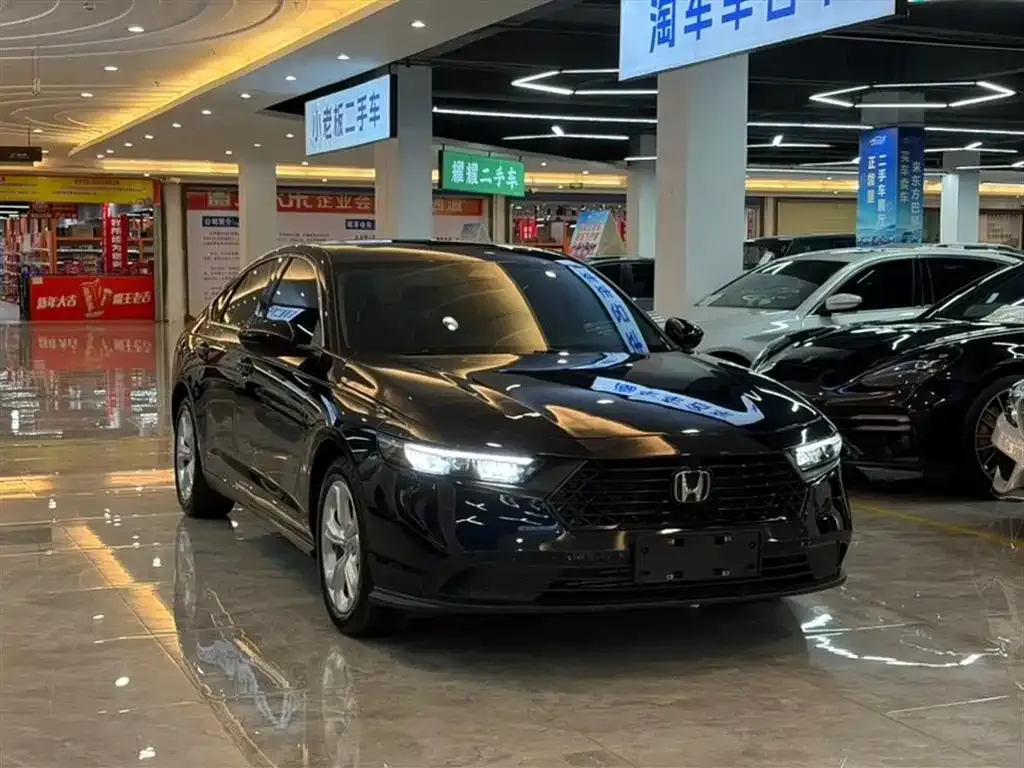 Honda Accord — фото 7