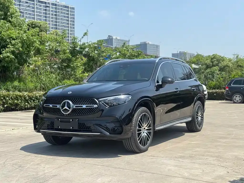 Mercedes-Benz GLC — фото 1