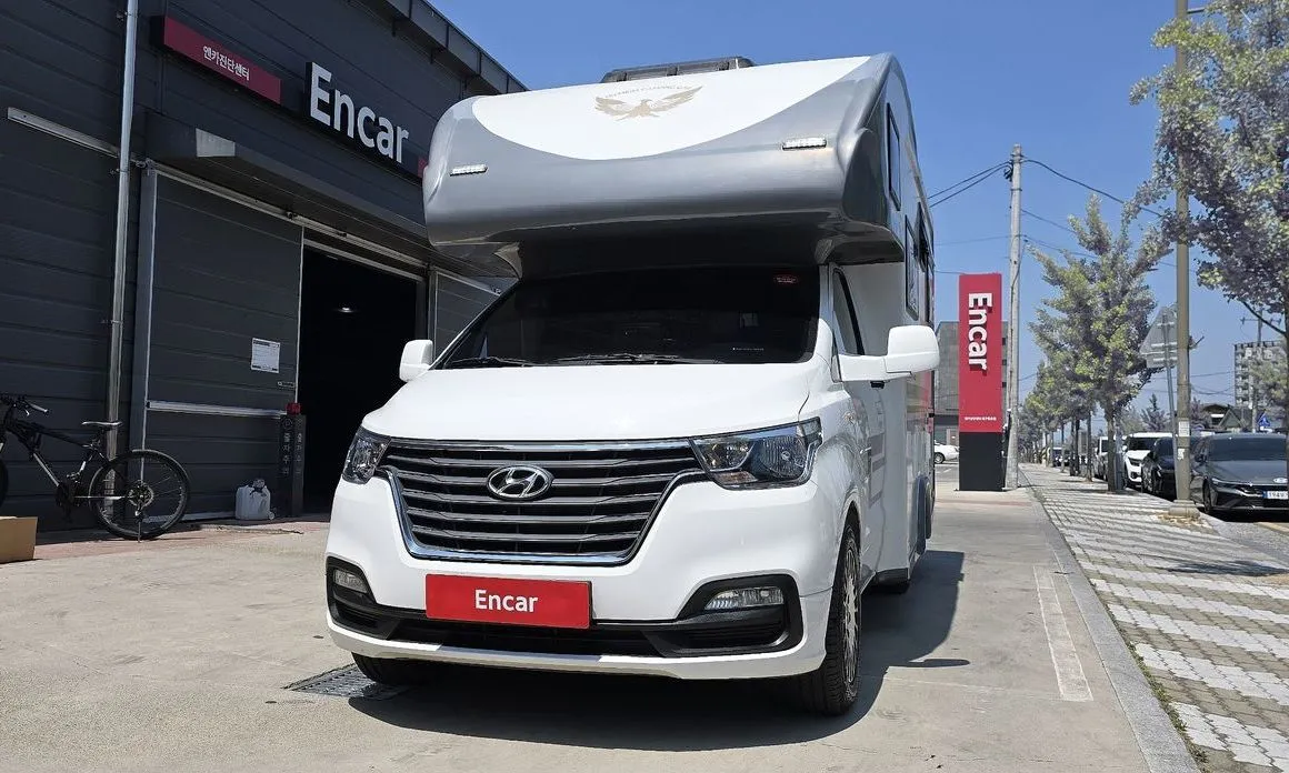 Hyundai Starex — фото 5