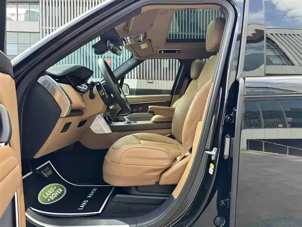 Land Rover Range Rover — фото 1