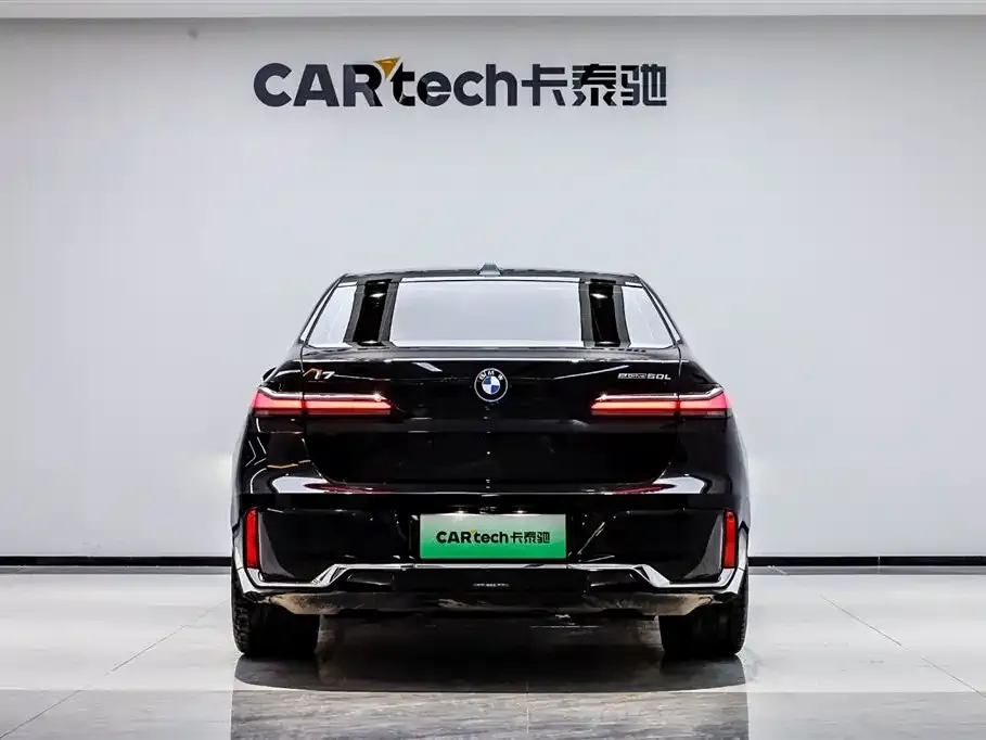 BMW i7 — фото 3
