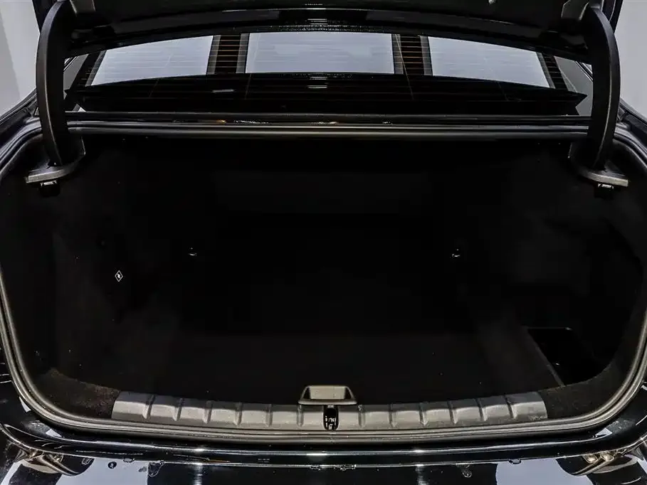 BMW i7 — фото 4