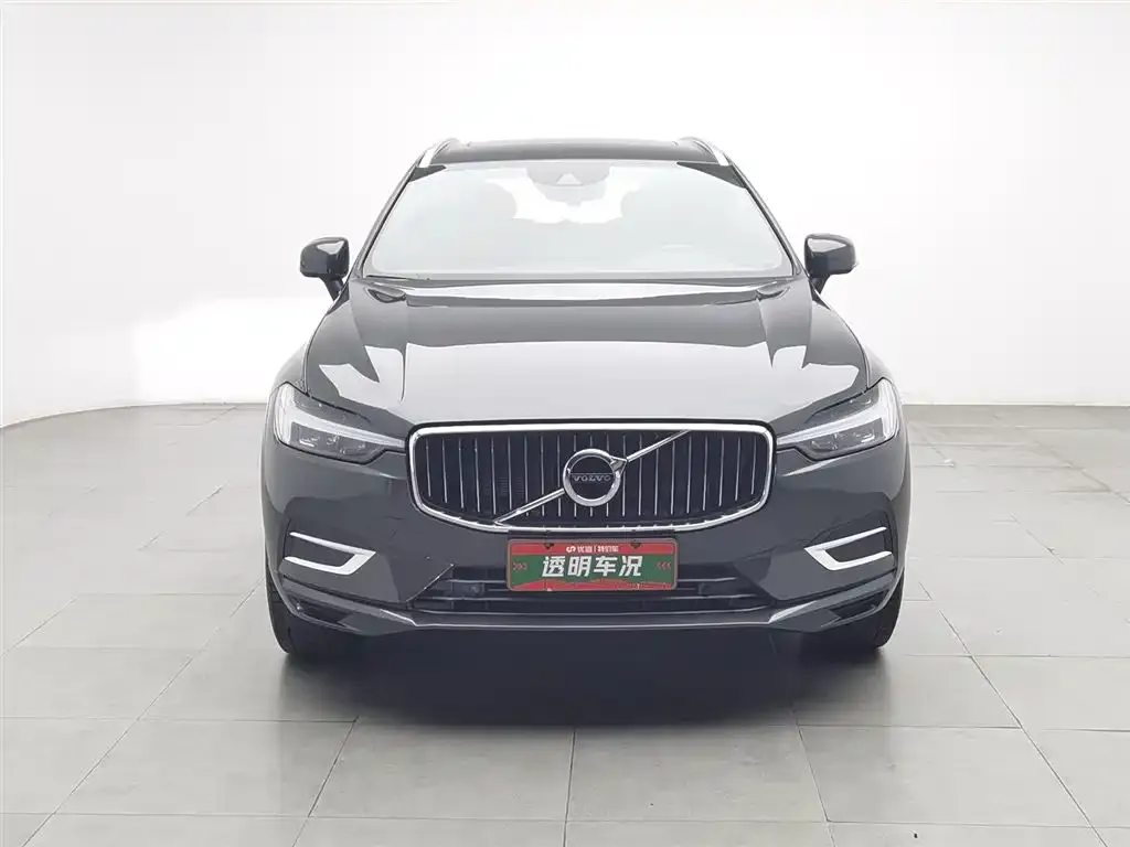 Volvo XC60 — фото 9