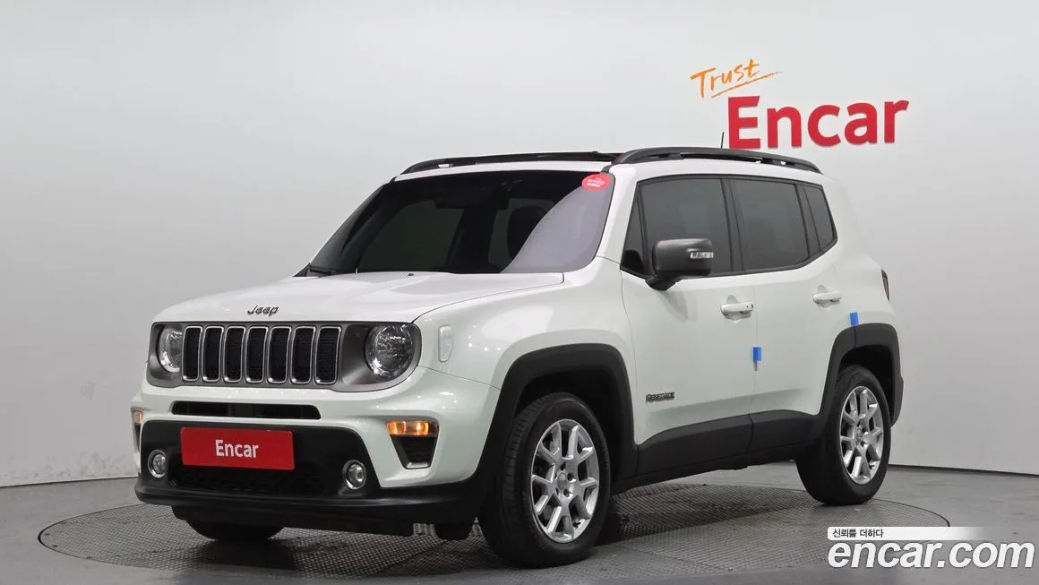 Jeep Renegade — фото 1
