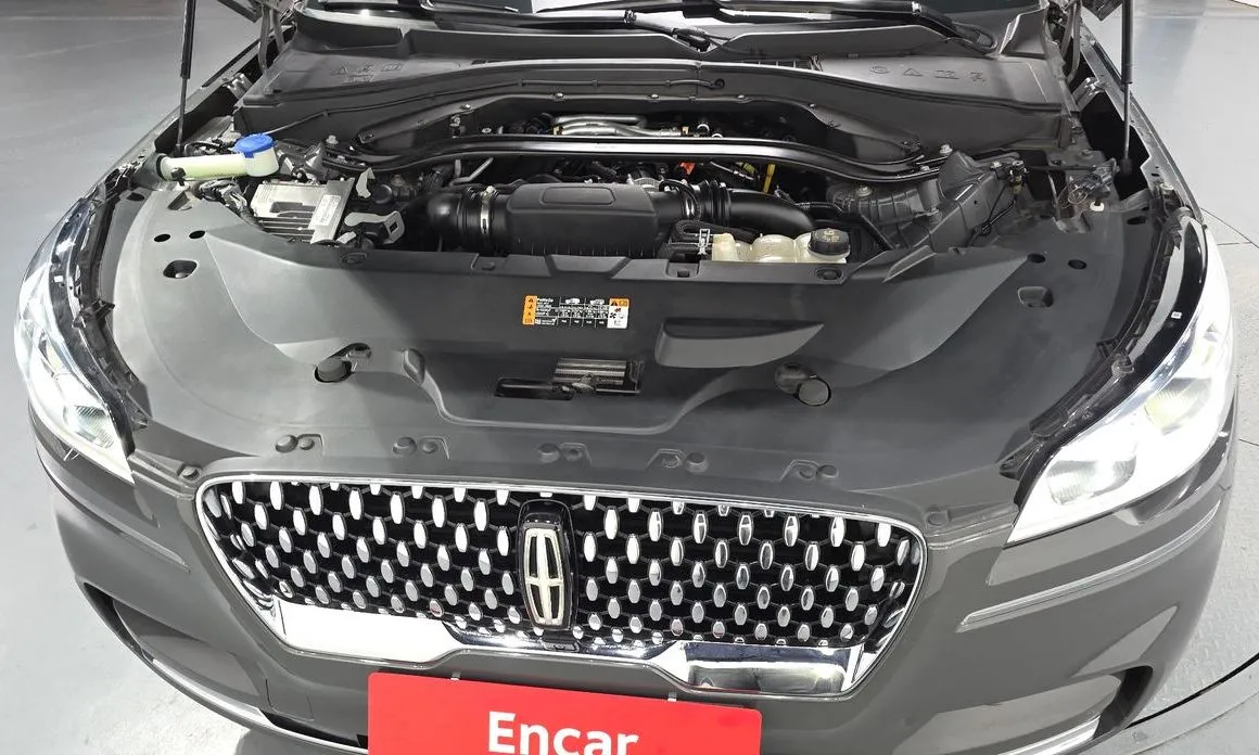 Lincoln Aviator — фото 10