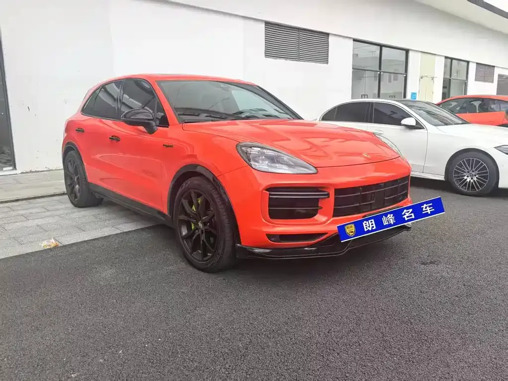 Porsche Cayenne Hybrid — фото 7