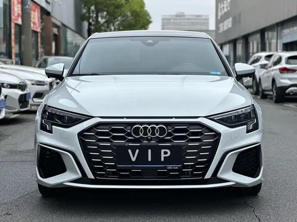 Audi A3 — фото 3