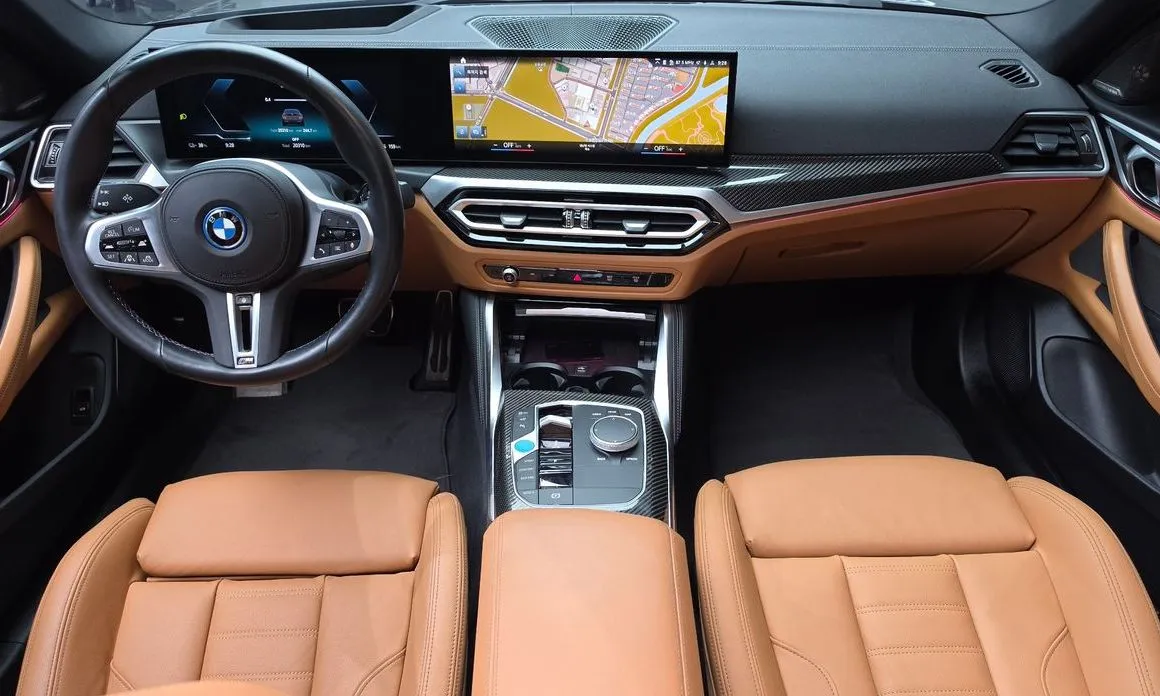 BMW i4 — фото 9