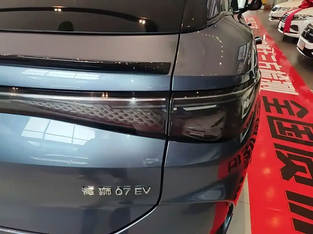 BYD Seal 07 EV — фото 3