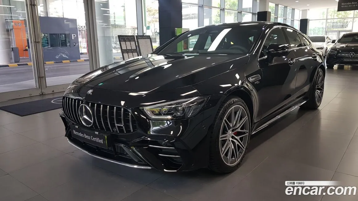 Mercedes-Benz AMG GT — фото 1