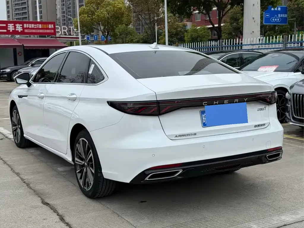 Chery Arrizo 8 PRO — фото 3