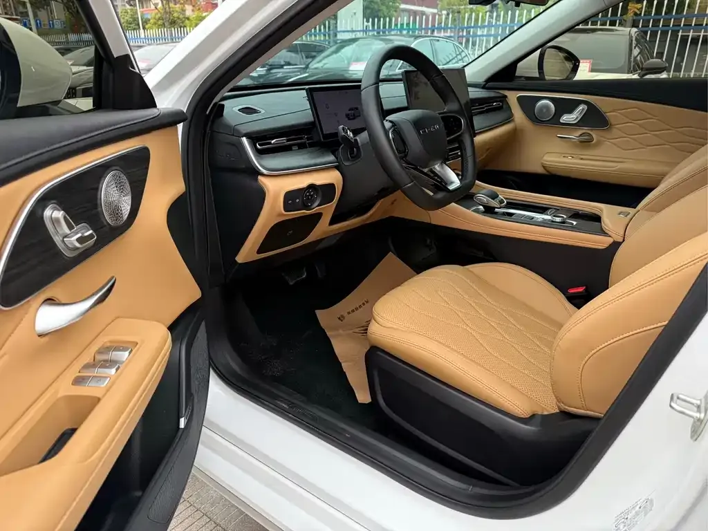 Chery Arrizo 8 PRO — фото 4
