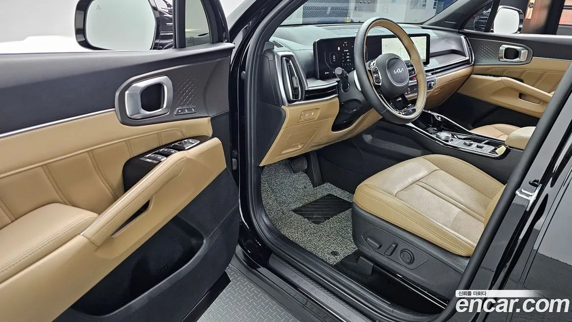 Kia Sorento — фото 8