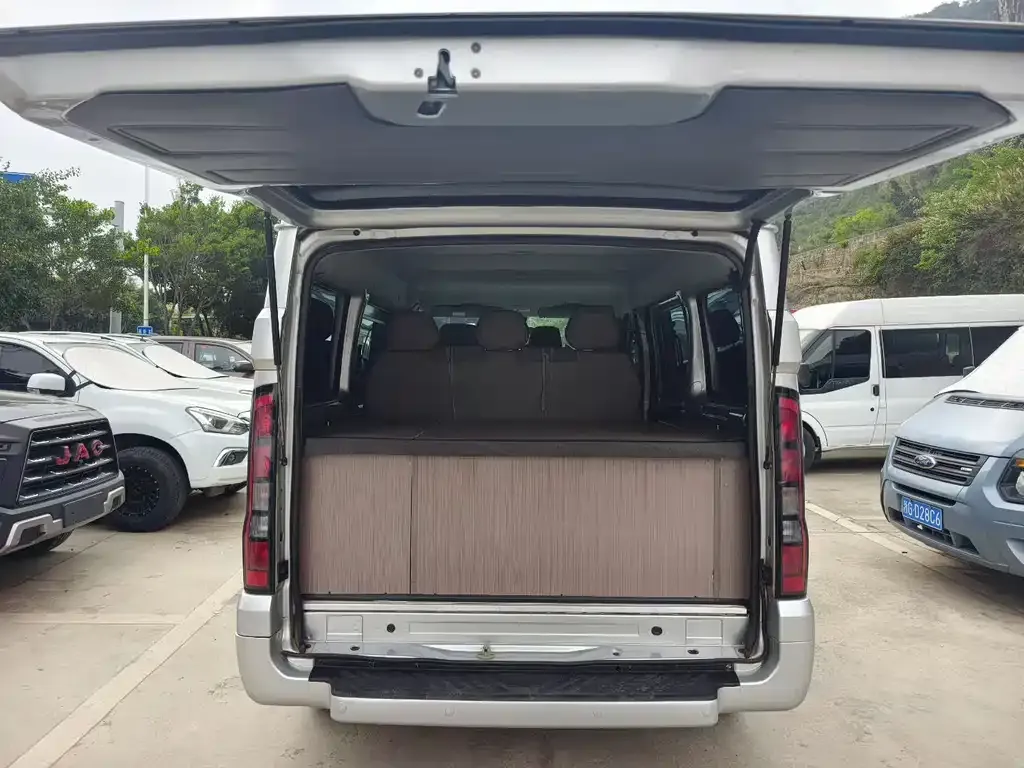 Ford Transit Custom — фото 2