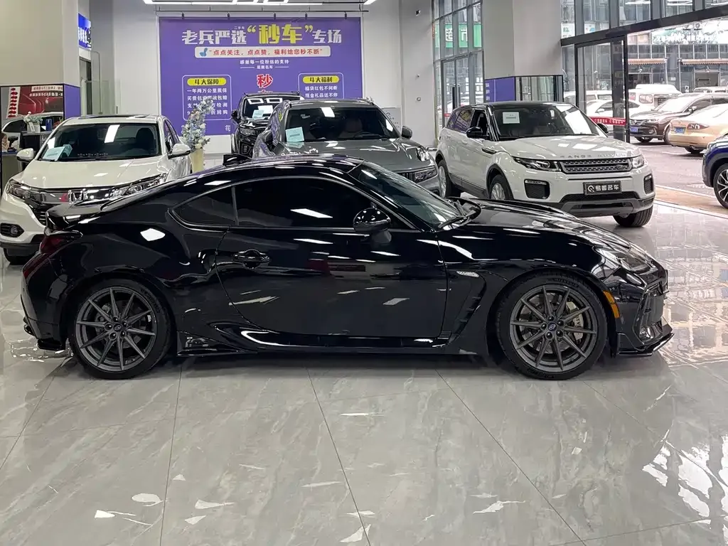 Subaru BRZ — фото 3