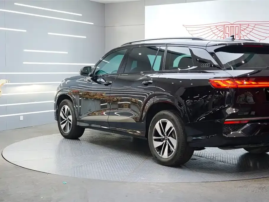 Audi Q6 — фото 6