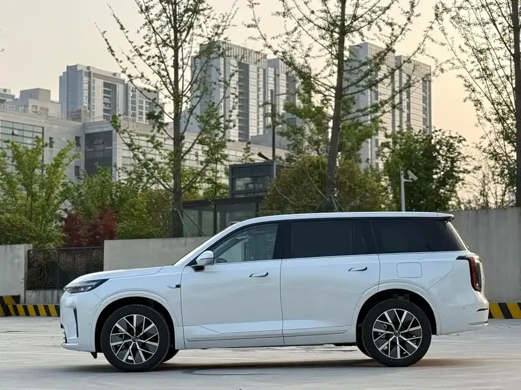GAC Motor Trumpchi S9 — фото 9