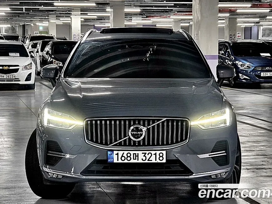 Volvo XC60 — фото 7