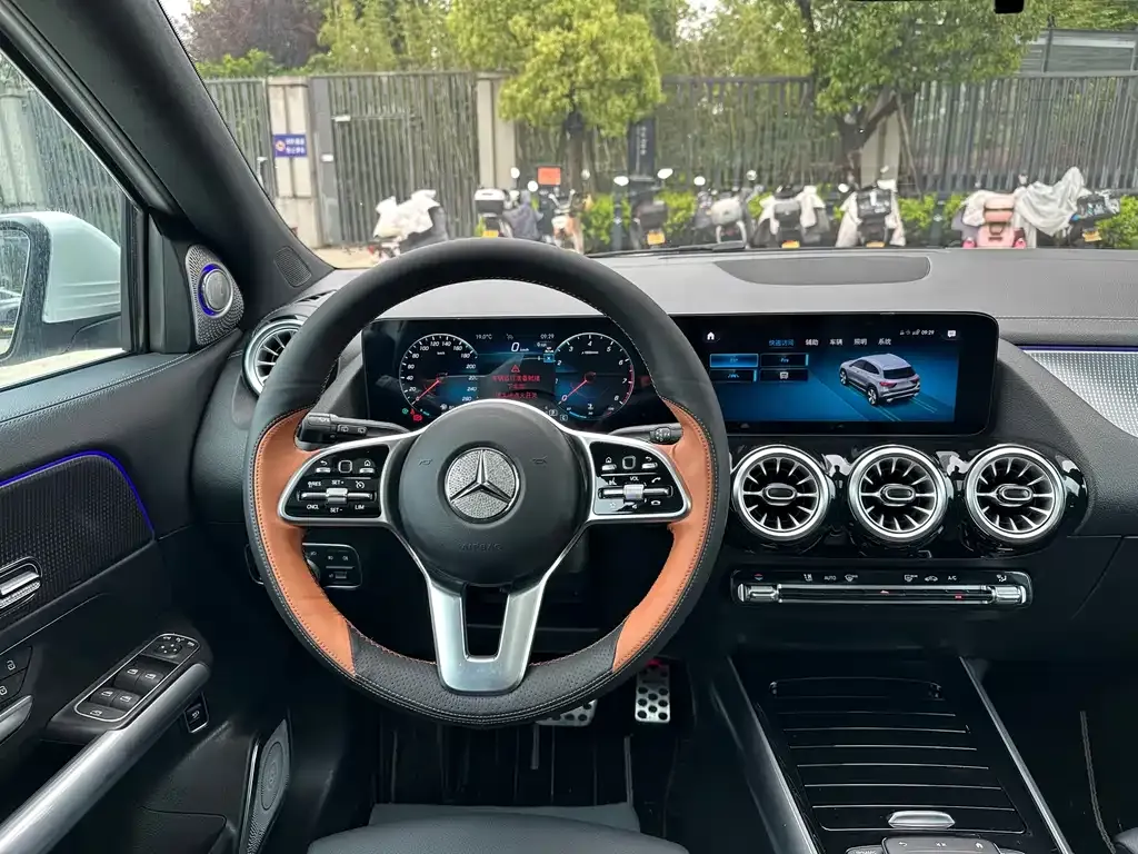 Mercedes-Benz GLA — фото 3