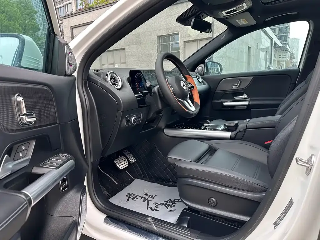 Mercedes-Benz GLA — фото 4