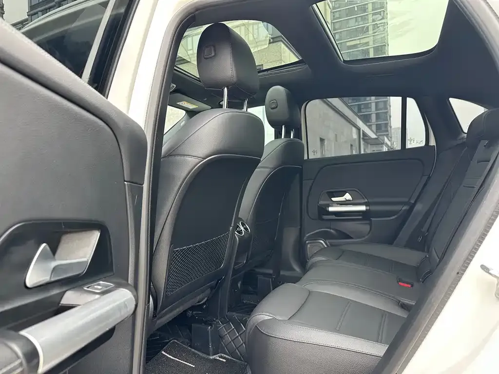 Mercedes-Benz GLA — фото 5