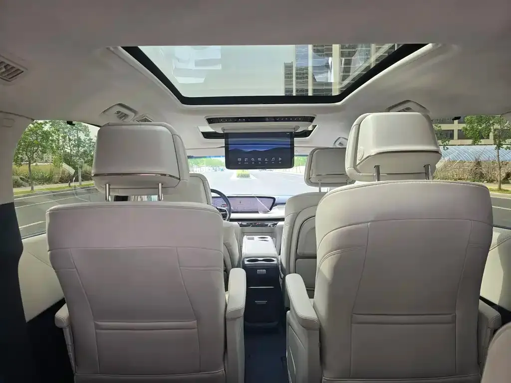 Buick GL8 Hybrid — фото 5