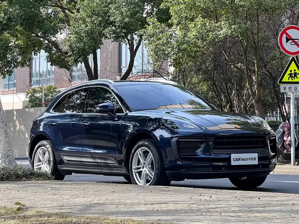 Porsche Macan — фото 9