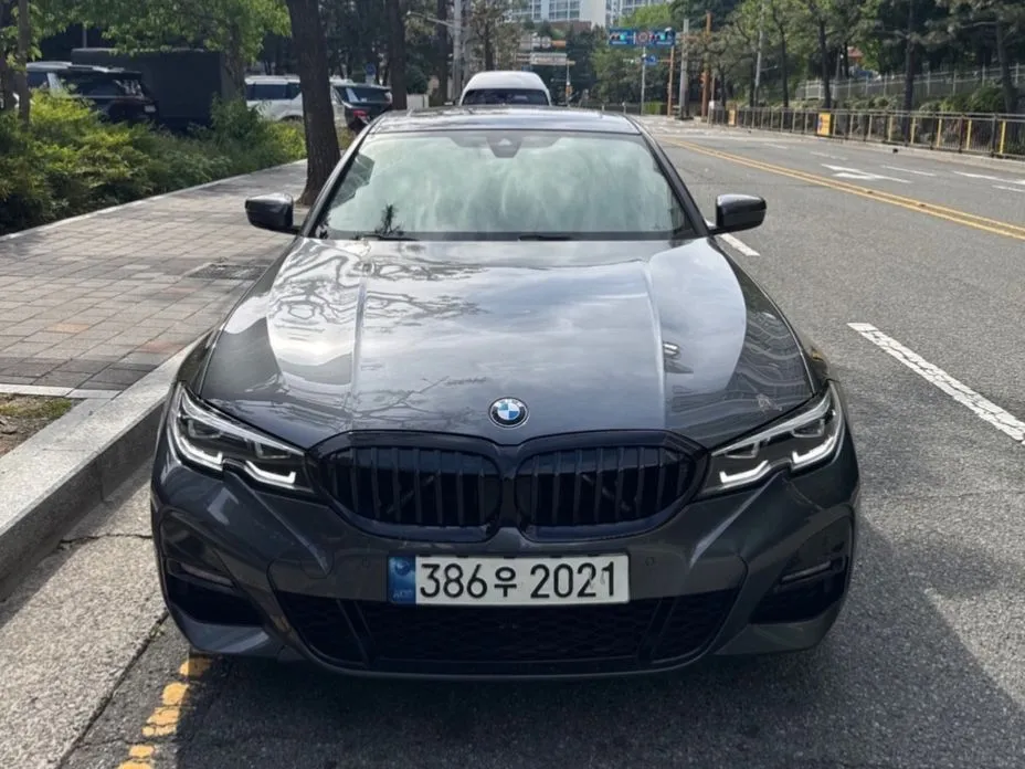 BMW 3-Series — фото 1