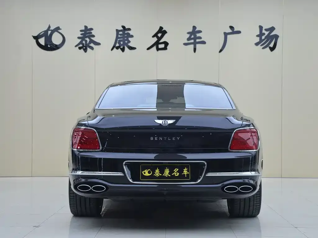 Bentley Flying Spur PHEV — фото 2